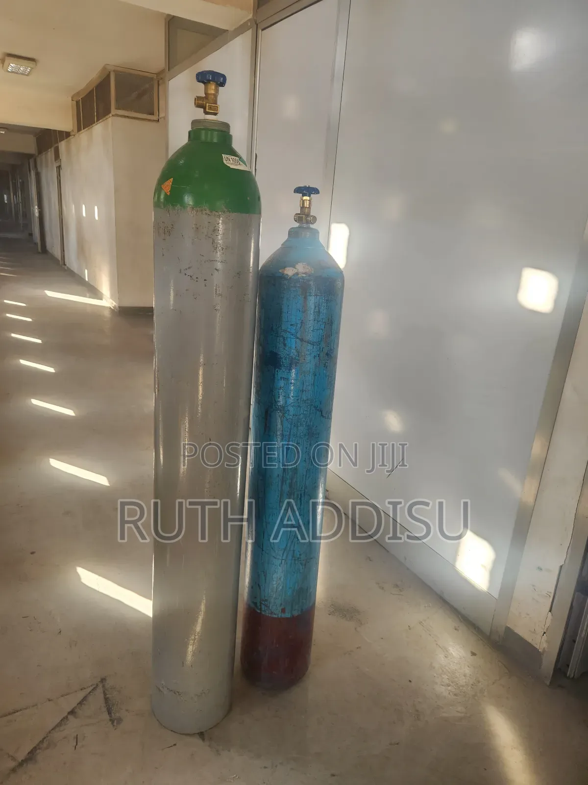Medical Regulator 40l and 50l Regulator and Cylinder Oxygen፰።1oxygen