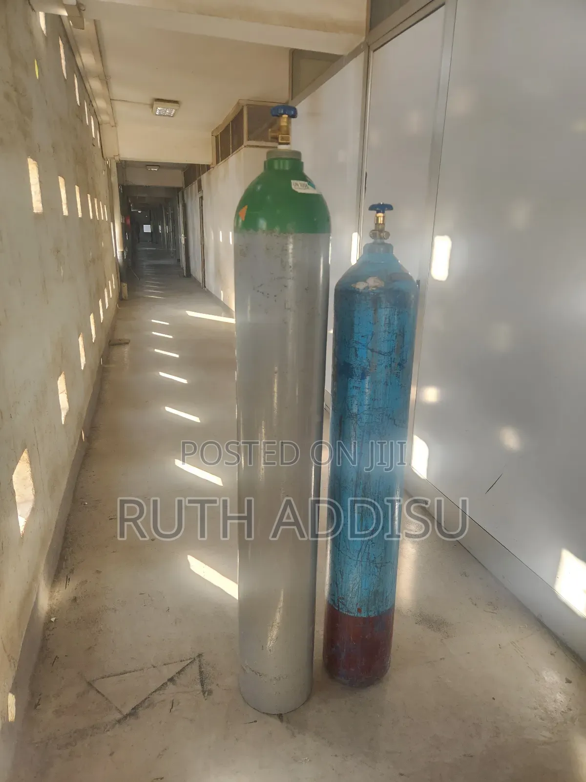 Medical Regulator 40l and 50l Regulator and Cylinder Oxygen፰።1oxygen