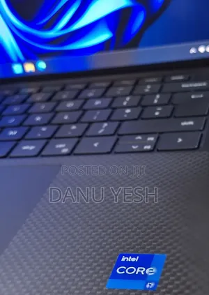 New Laptop Dell Precision 5570 16GB Intel Core I7 SSD 512GB