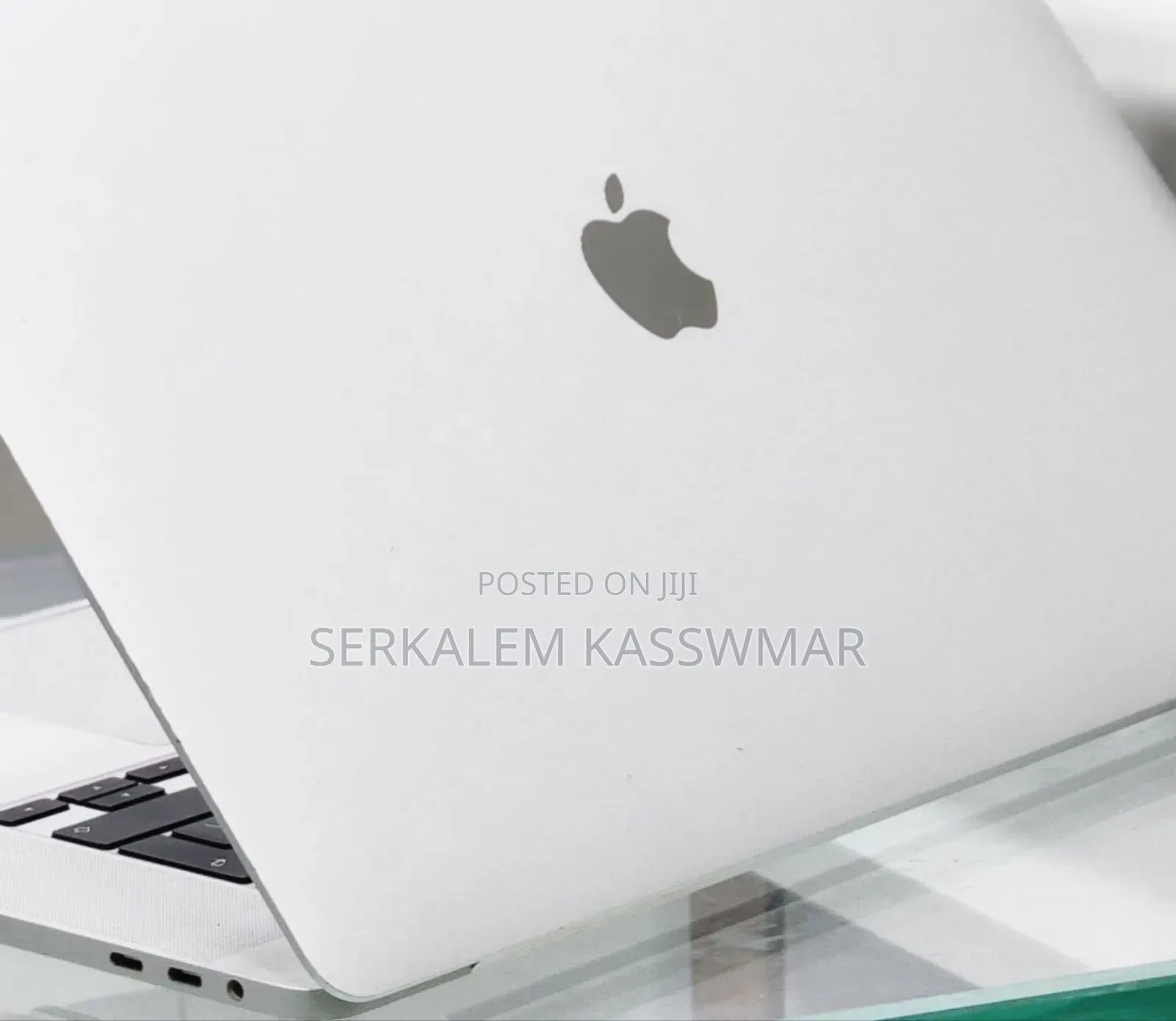 New Laptop Apple MacBook Pro 2019 16GB Intel Core I7 SSD 512GB