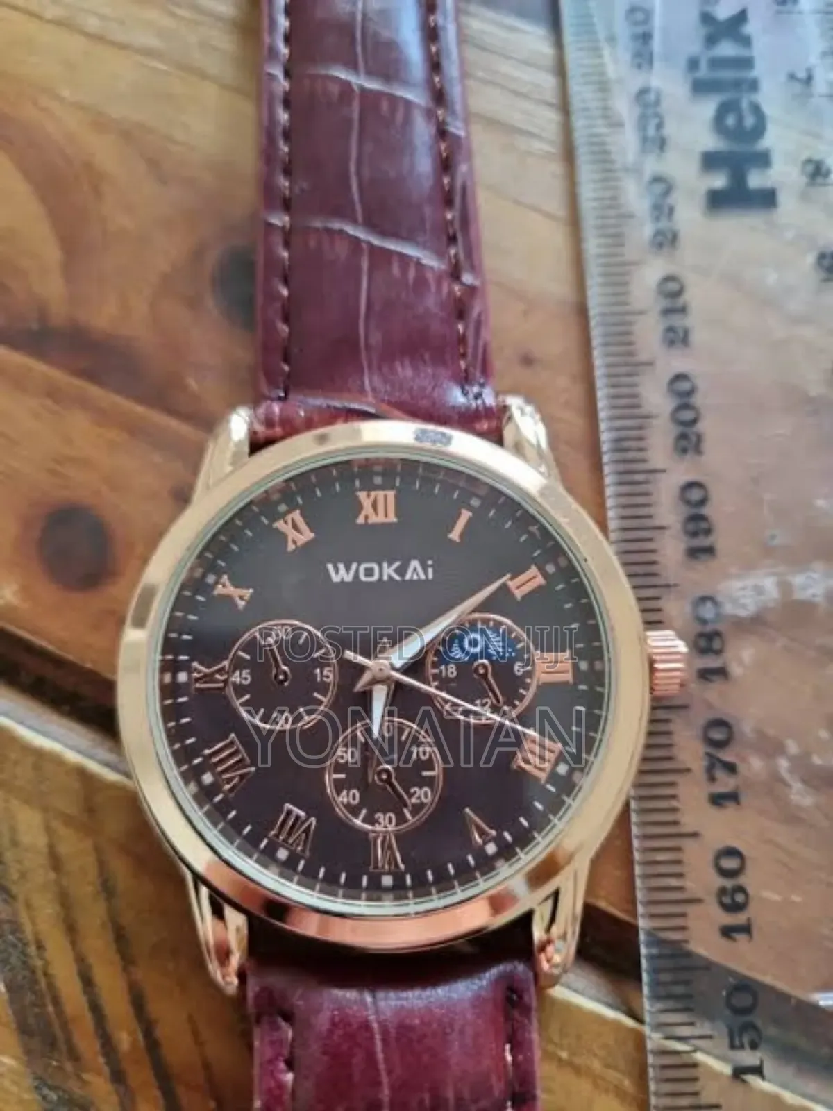 Wokai Men’S Brown Quartz Chronograph-Style Leather Watch
