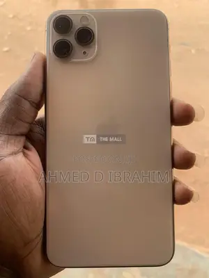 New Apple iPhone 11 Pro Max 256 GB Gold