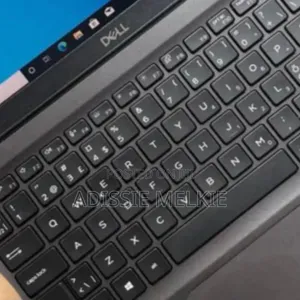 New Laptop Dell Latitude 7390 8GB Intel Core i5 SSD 256GB