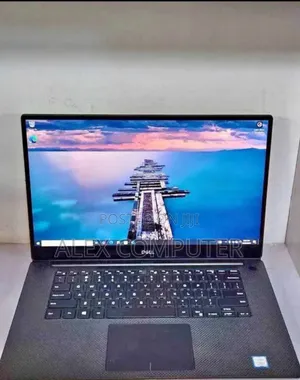 New Laptop Dell XPS 15 16GB Intel Core I7 SSD 512GB