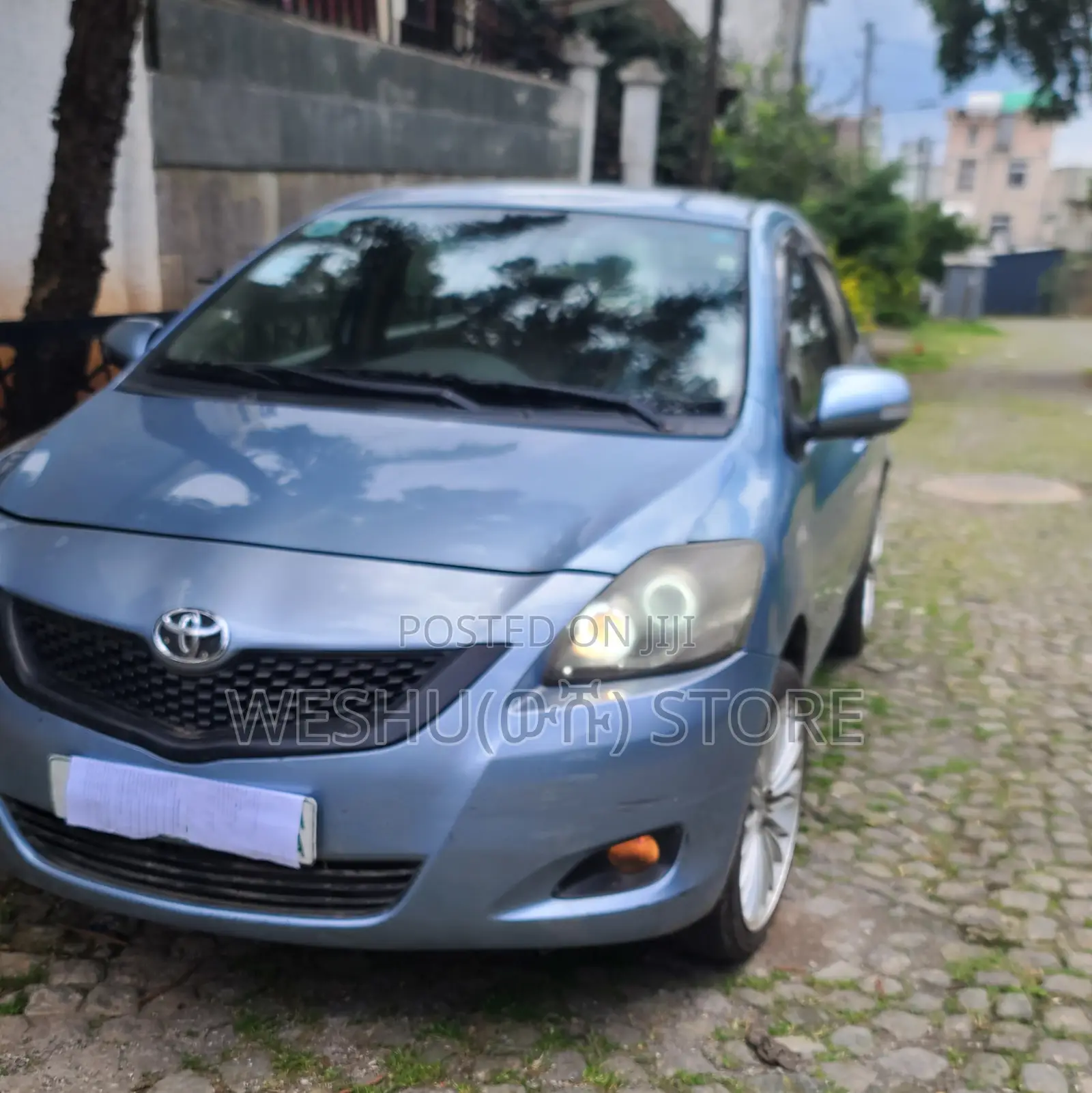 Toyota Yaris 2011 Blue