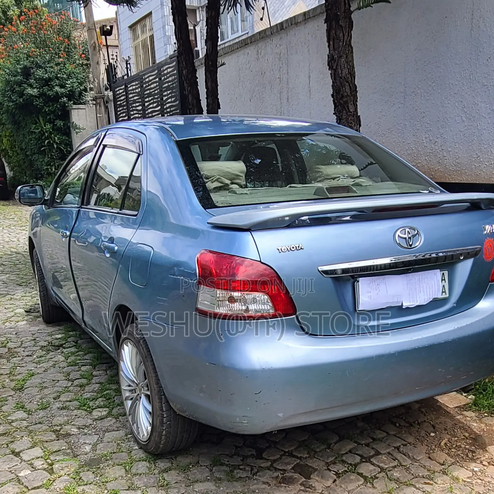 Toyota Yaris 2011 Blue