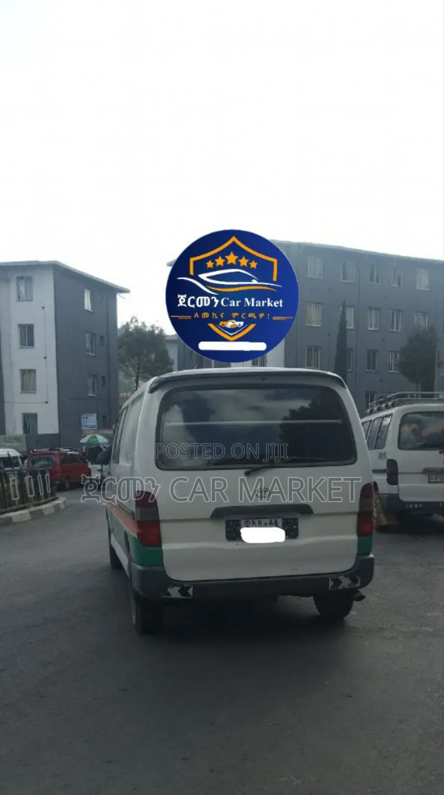 Toyota HiAce 2003 White