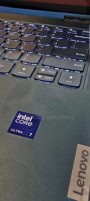 New Laptop Lenovo Yoga 7i 16GB Intel Core I7 SSD 1T