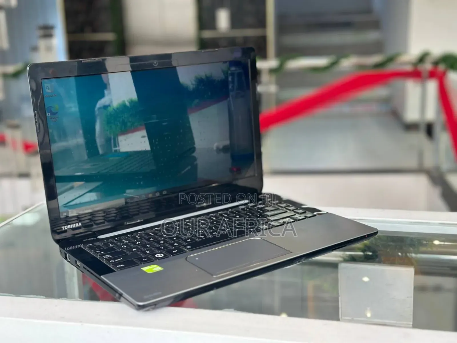 Laptop Toshiba 8GB Intel Core I5 HDD 500GB