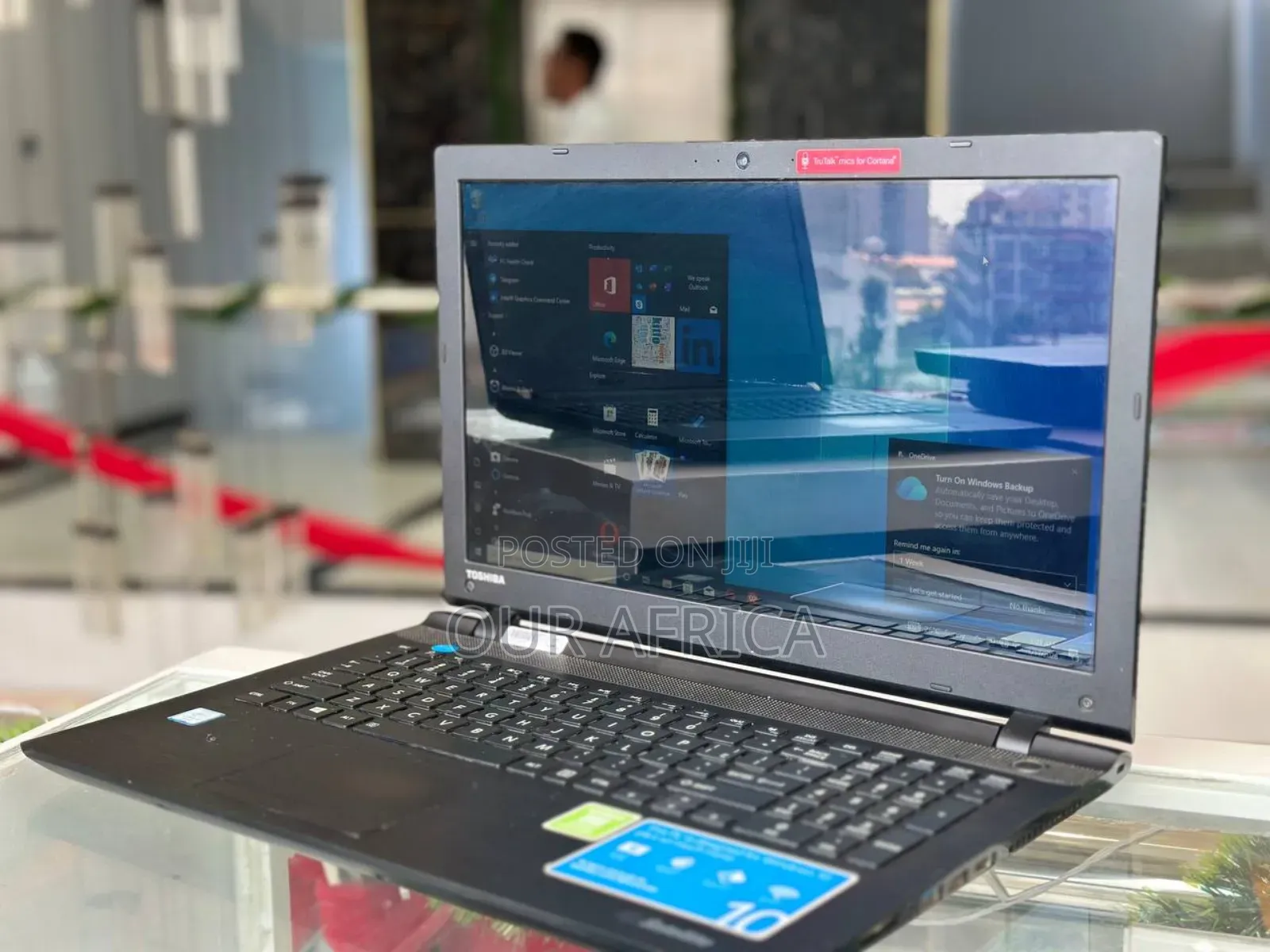 Laptop Toshiba 8GB Intel Core I5 HDD 1T