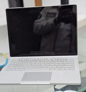 New Laptop Microsoft Surface Book 3 16GB Intel Core I7 SSD 256GB