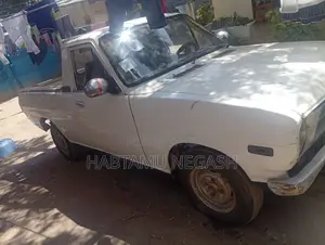 Daihatsu Atrai 1985 White