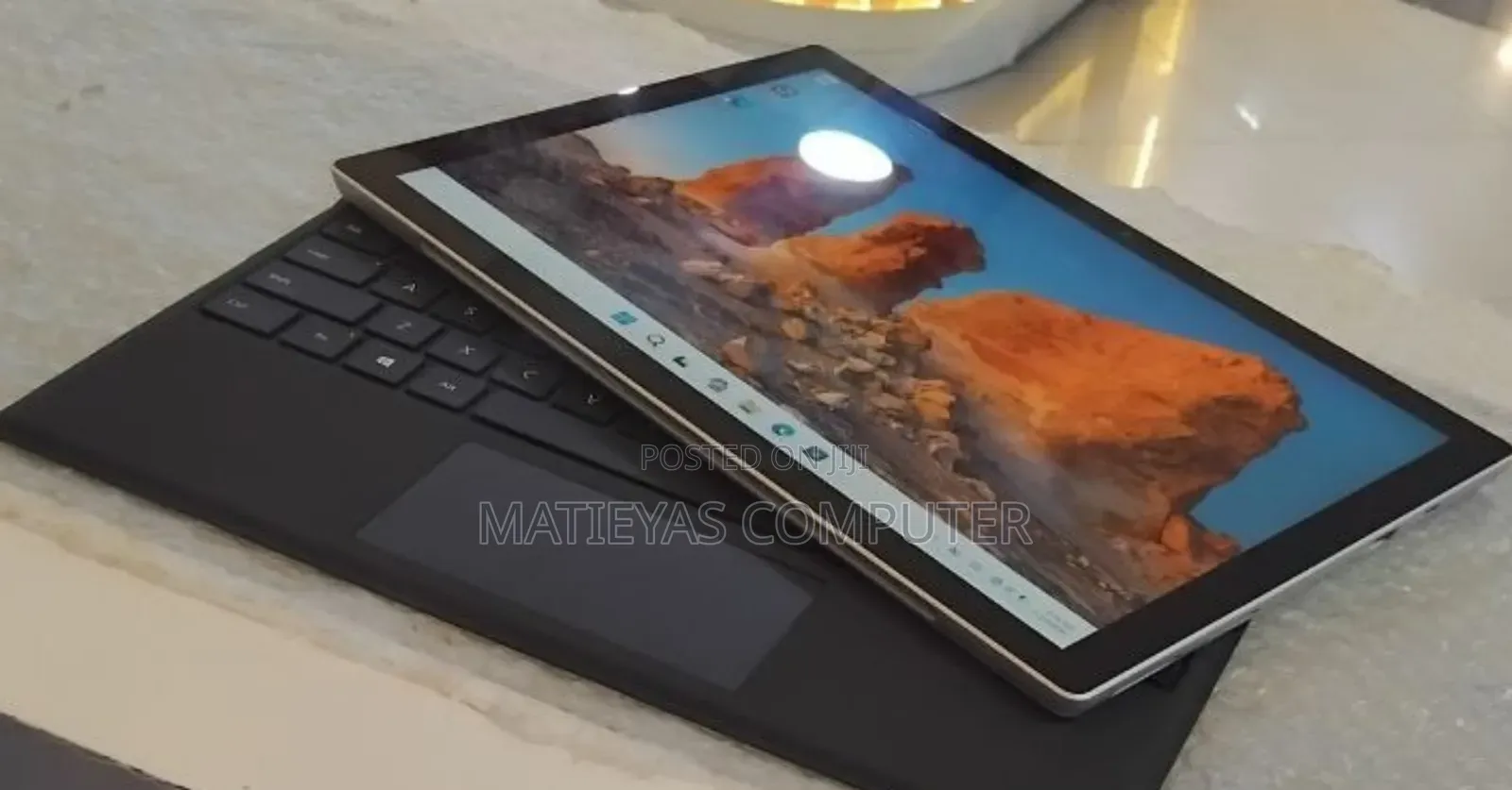 New Laptop Microsoft Surface Pro 7 16GB Intel Core I7 SSD 256GB