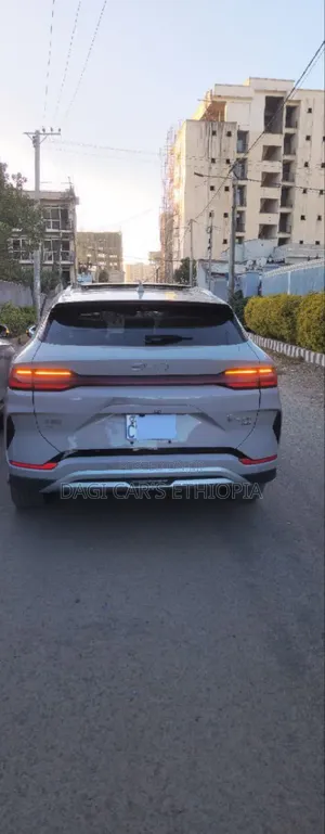 BYD Song Plus 2025 Silver