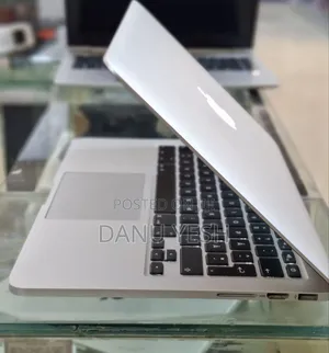 New Laptop Apple MacBook Pro 2014 8GB Intel Core I7 SSD 256GB