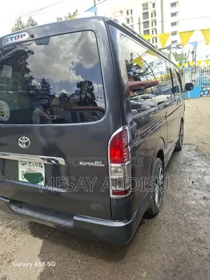 Toyota HiAce 2007 Black