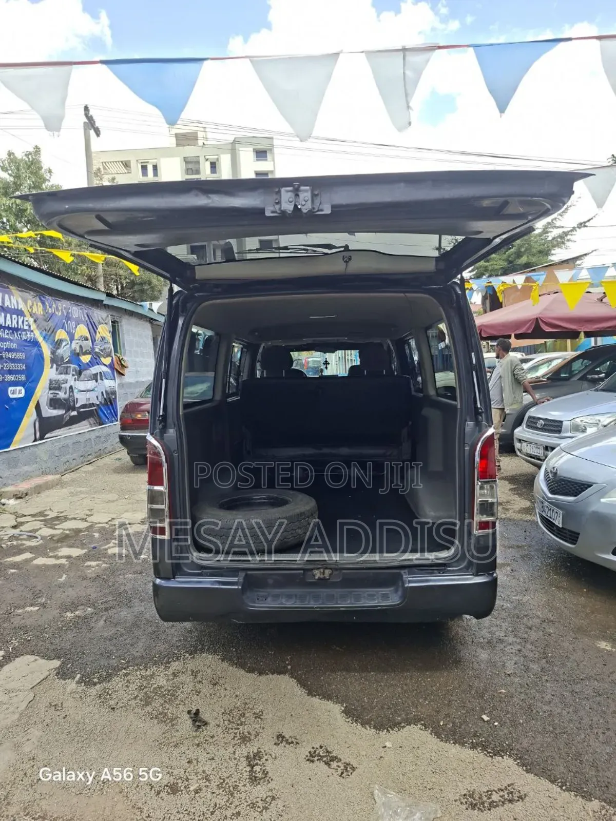 Toyota HiAce 2007 Black