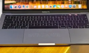 New Laptop Apple MacBook Pro 2019 16GB Intel Core I5 SSD 256GB