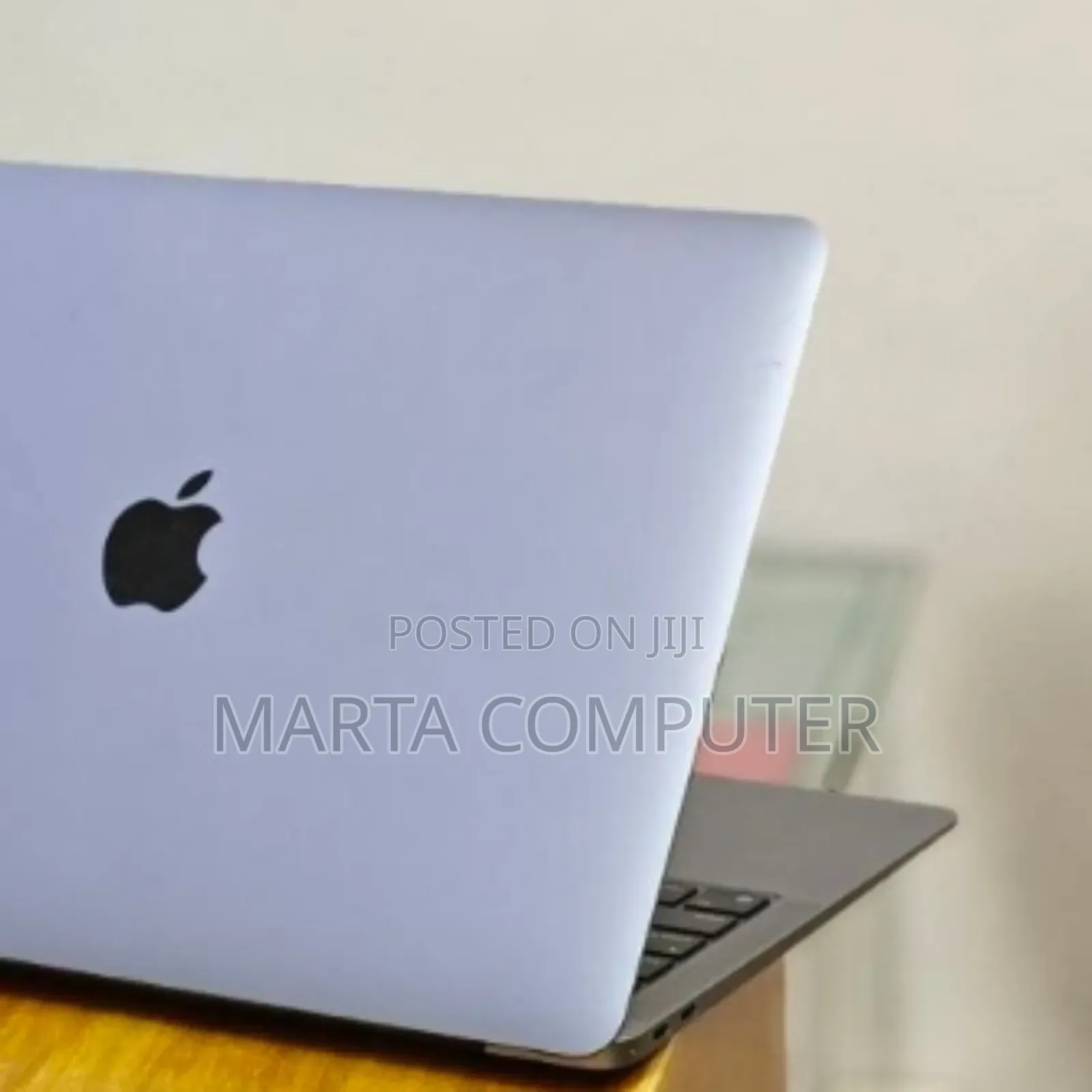 New Laptop Apple MacBook Air 2020 M1 8GB Apple M1 SSD 256GB