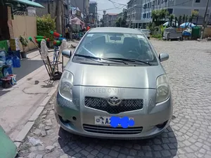 Toyota Yaris 2008 Gray