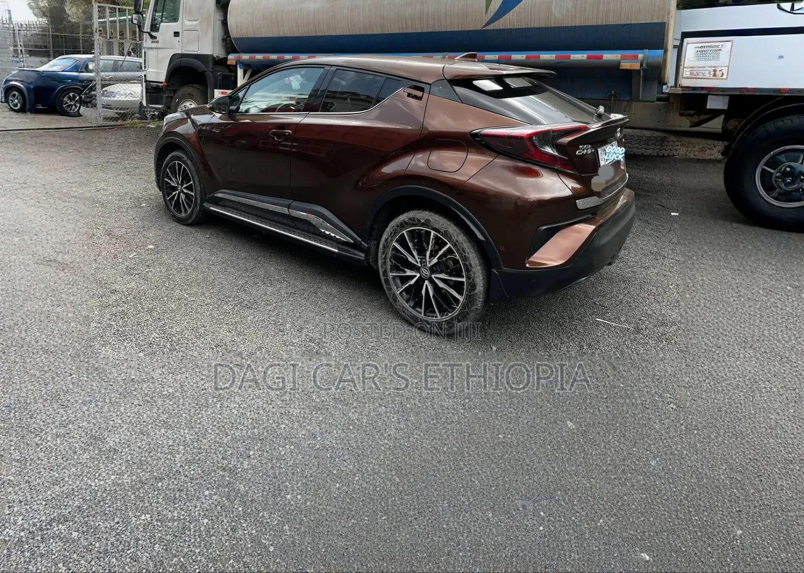 Toyota C-HR 2017 Brown