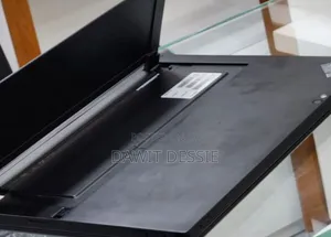 New Laptop Lenovo 8GB Intel Core I5 SSD 256GB