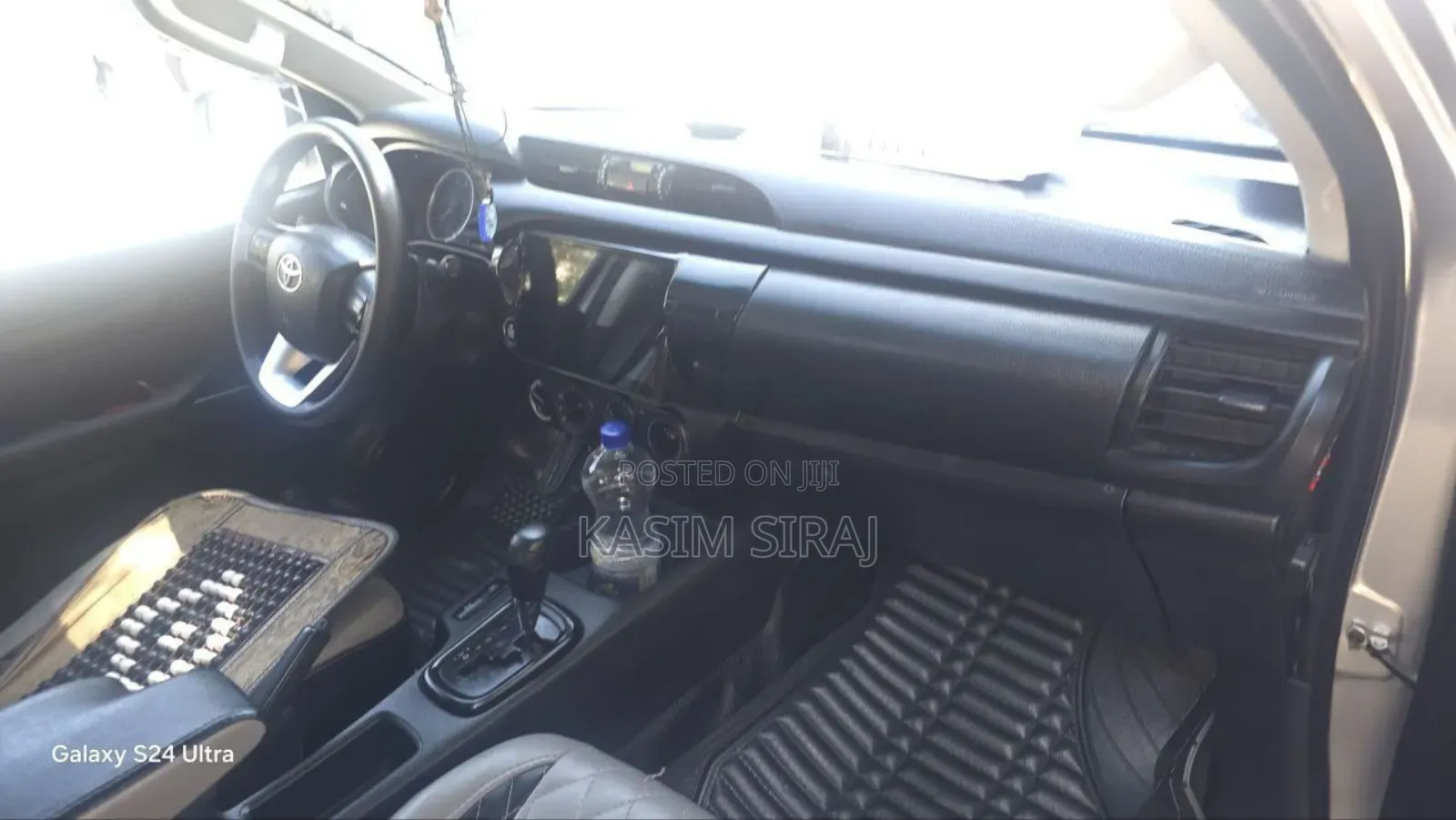 Toyota Hilux Revo Double Cab Deisel 2.4 RWD 2016 Silver