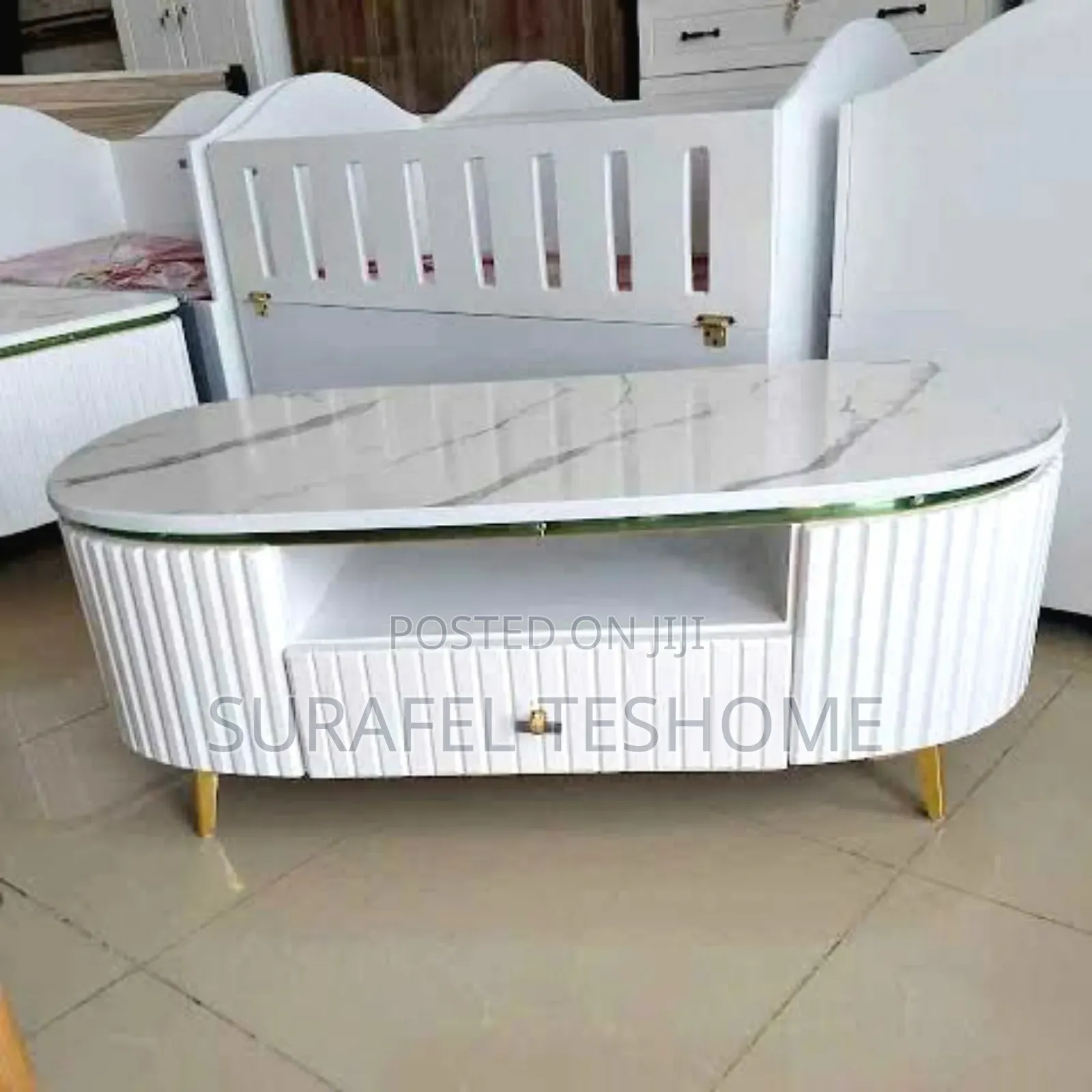 የሚያምሩ ሴንተር ጠረጴዛዎች | Center Tables