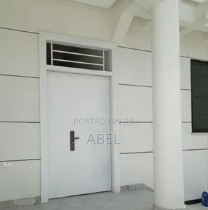 የብረት በር ይፈልጋሉ Victor