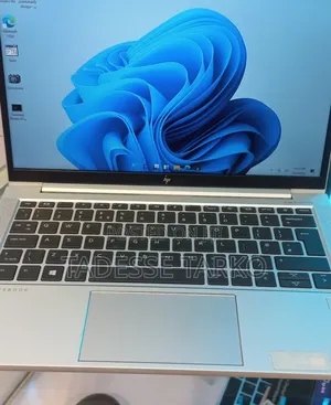 New Laptop HP EliteBook 830 G8 16GB Intel Core I5 SSD 512GB