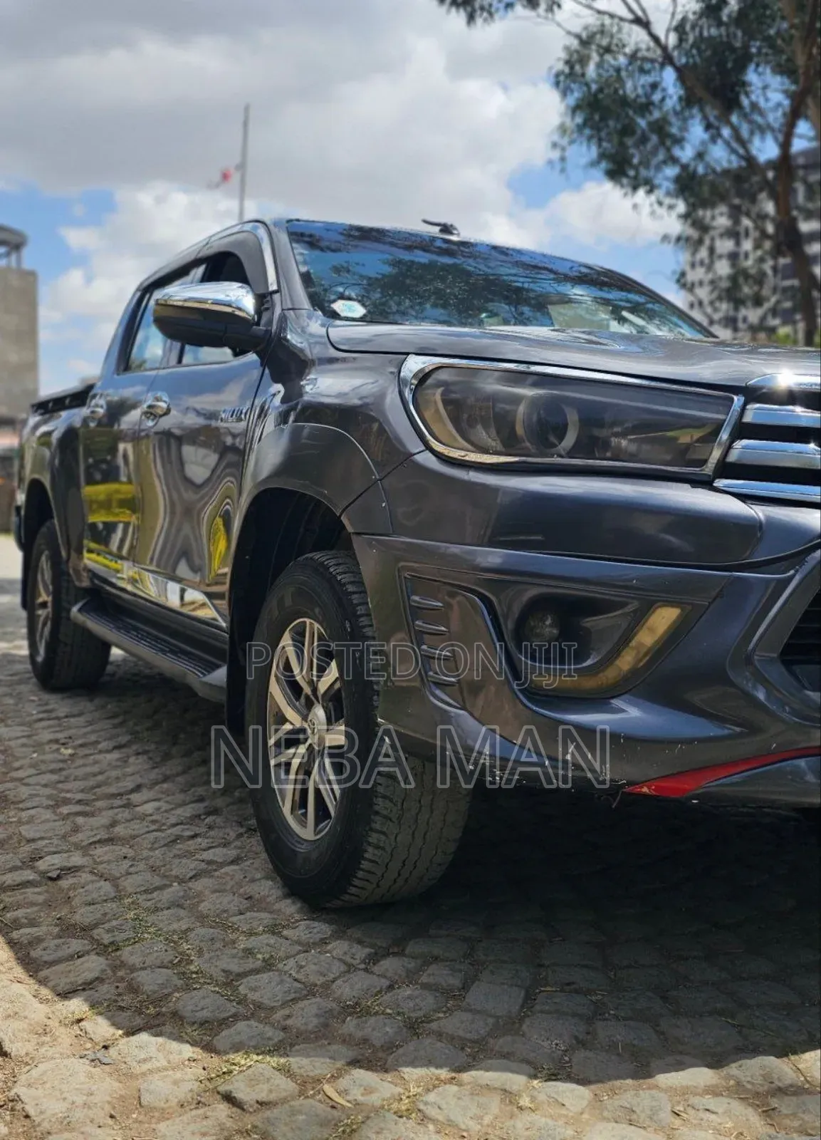 Toyota Hilux Revo Double Cab Deisel 2.4 AWD 2017 Gray