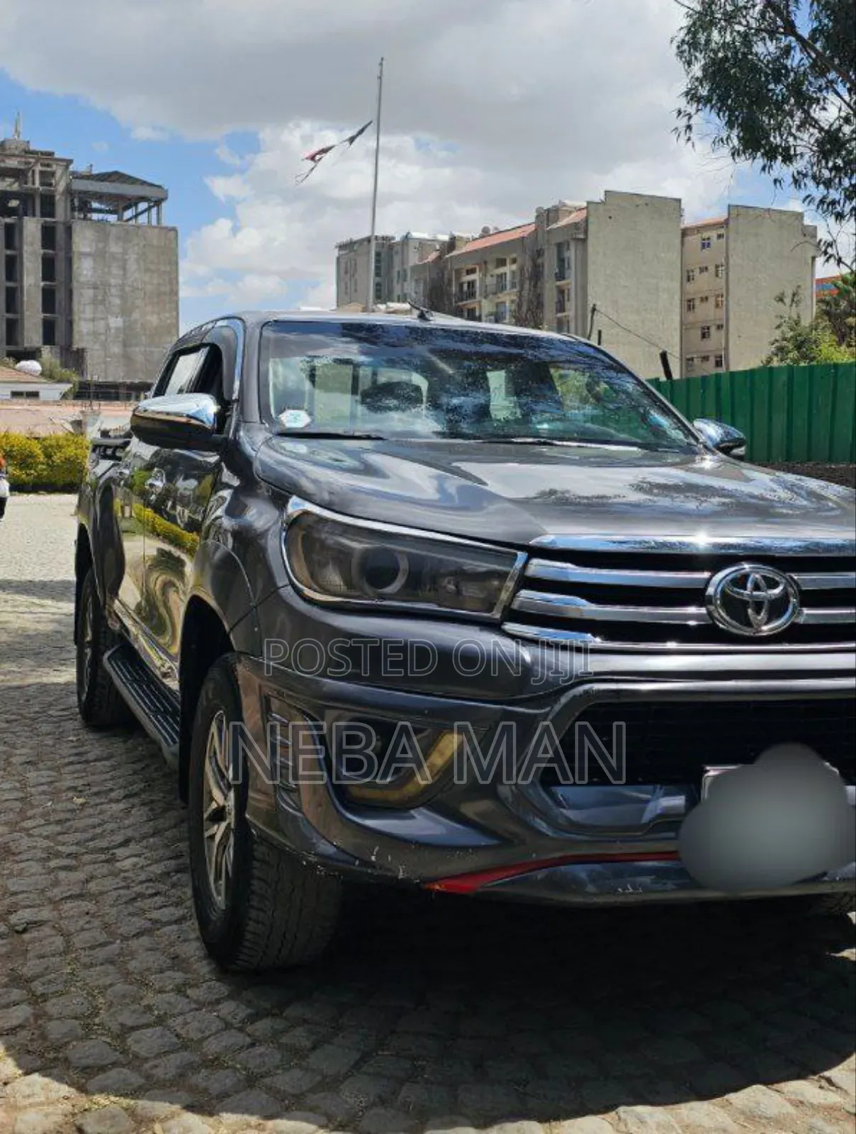 Toyota Hilux Revo Double Cab Deisel 2.4 AWD 2017 Gray