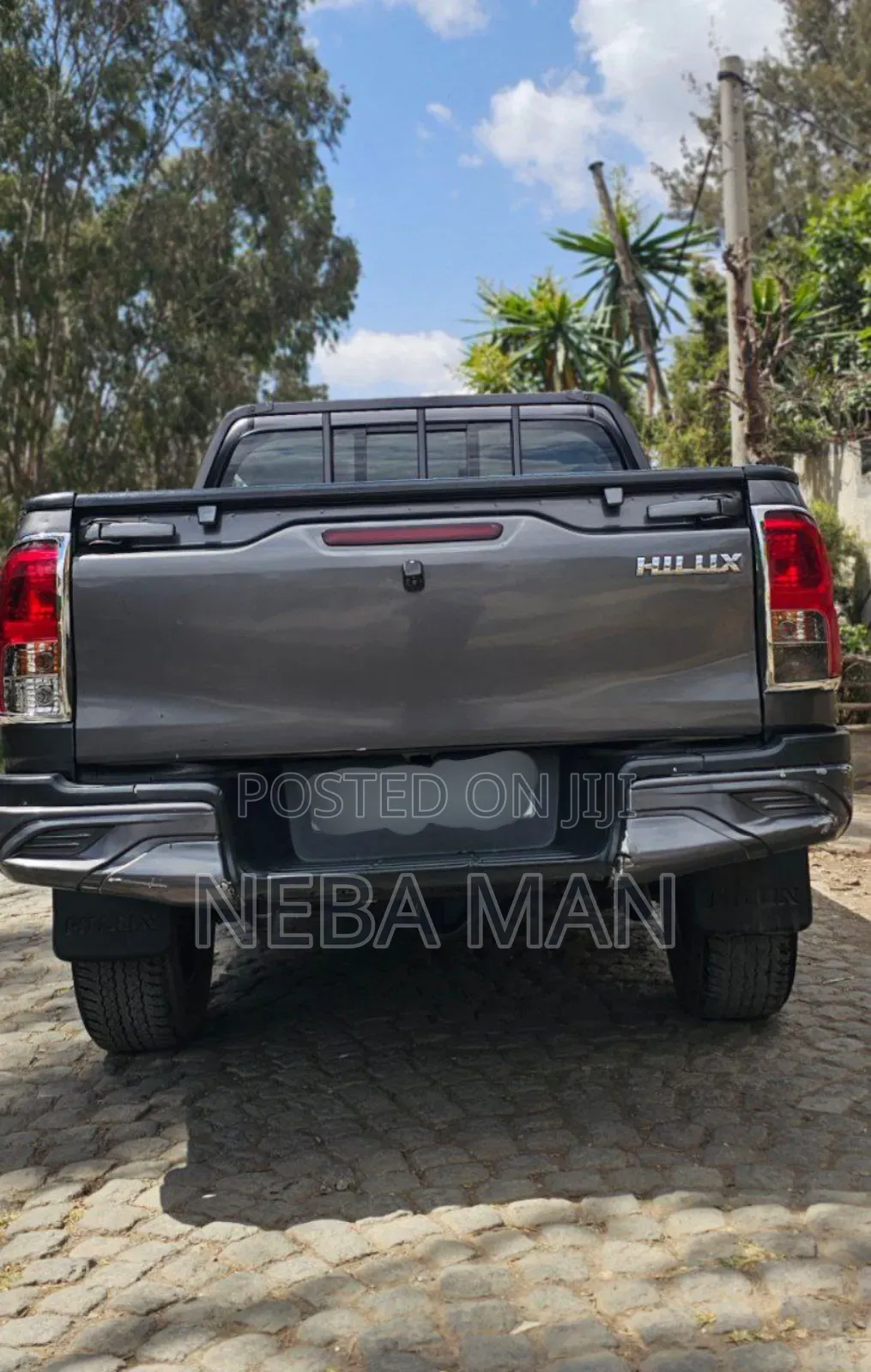 Toyota Hilux Revo Double Cab Deisel 2.4 AWD 2017 Gray