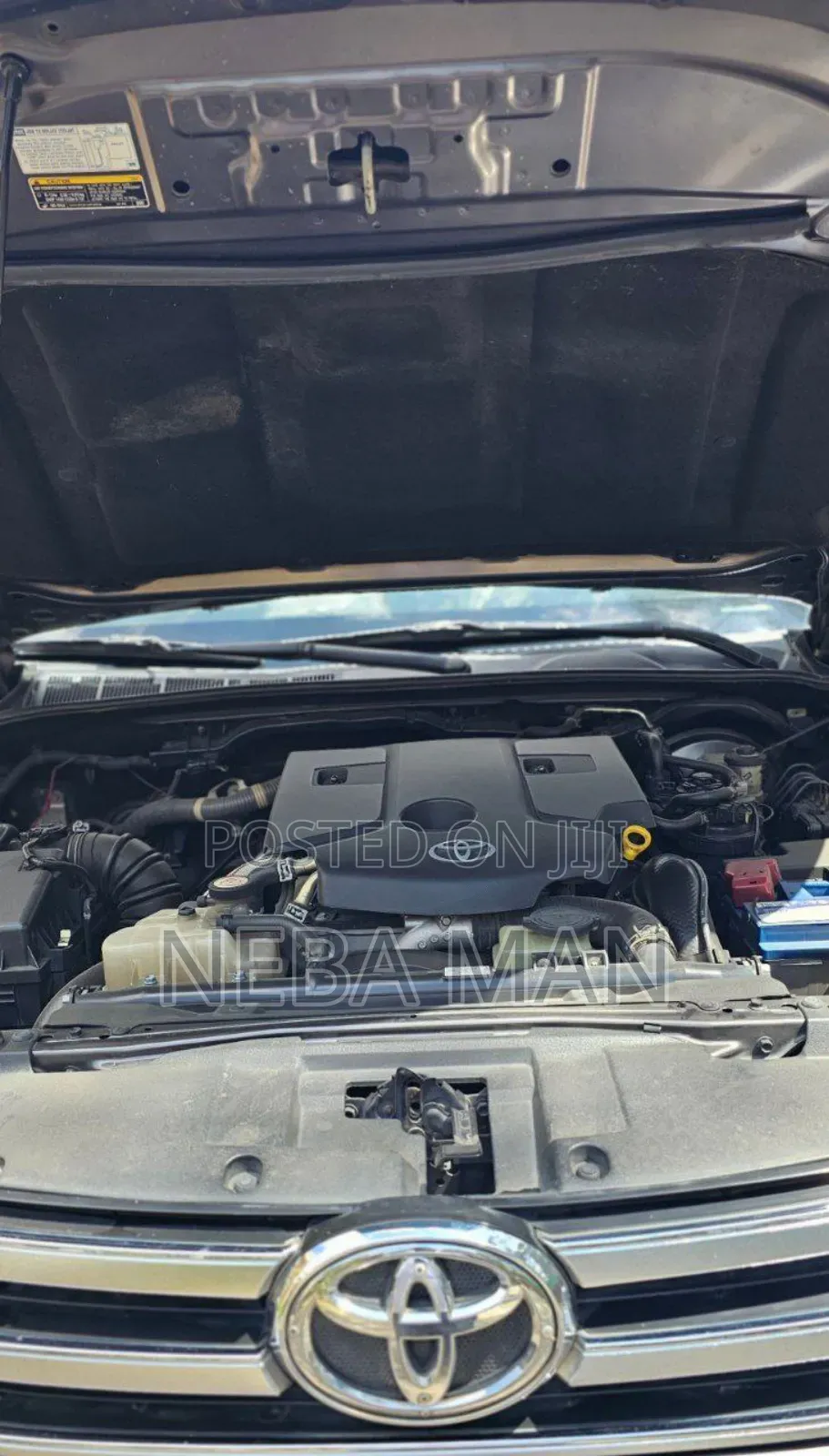 Toyota Hilux Revo Double Cab Deisel 2.4 AWD 2017 Gray