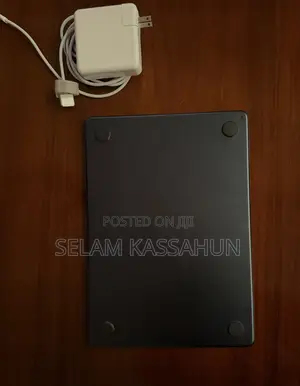 Laptop Apple MacBook Air 2023 M2 8GB Apple M2 SSD 256GB