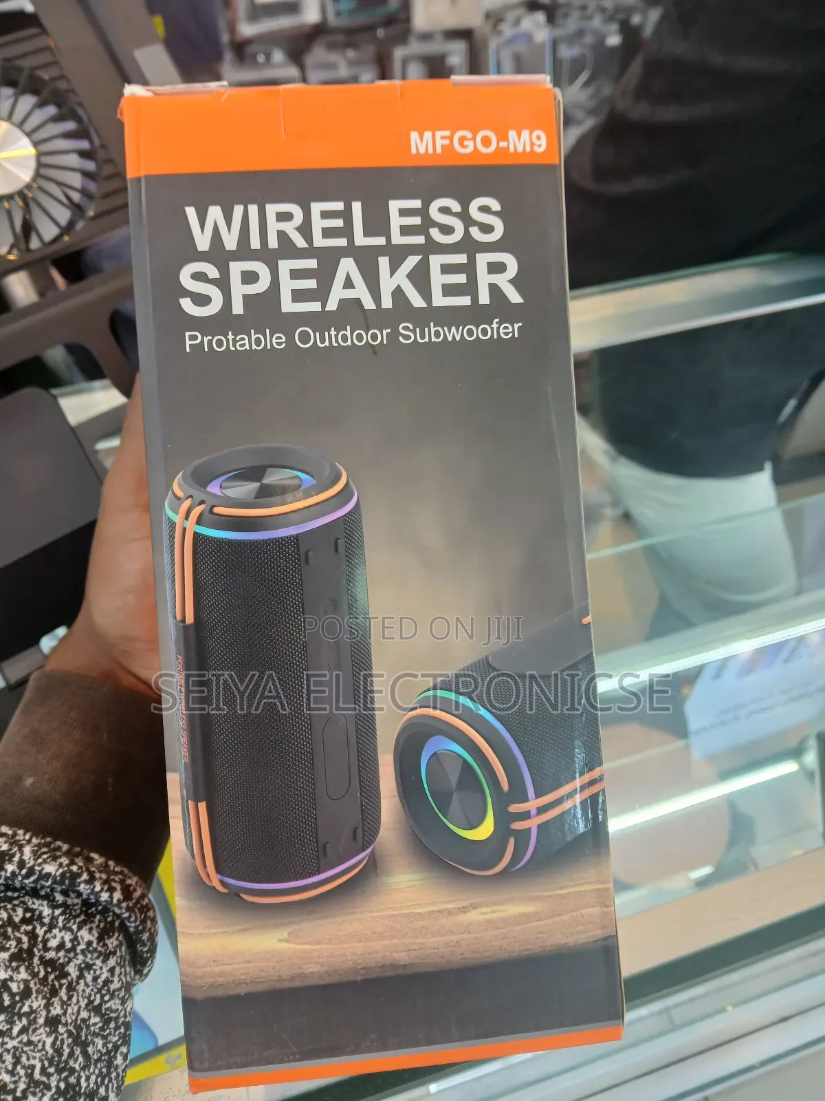 Mfgo-M9 Portable Wireless Bluetooth Speaker.