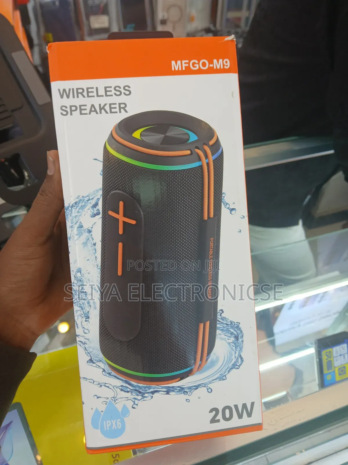 Mfgo-M9 Portable Wireless Bluetooth Speaker.