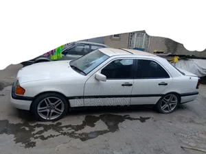 Mercedes-Benz C180 1995 White