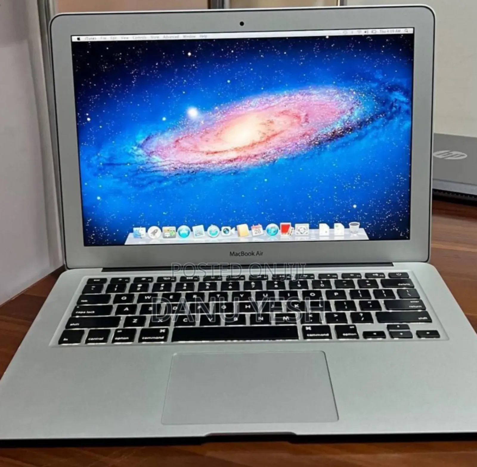 New Laptop Apple MacBook Air 2015 8GB Intel Core I5 SSD 256GB