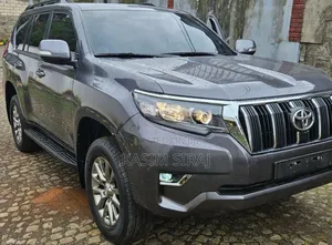 Toyota Land Cruiser Prado 2.8 2019 Gray