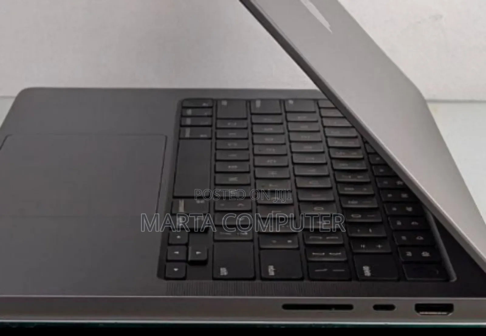 New Laptop Apple MacBook Pro M1 16GB Apple M1 SSD 512GB