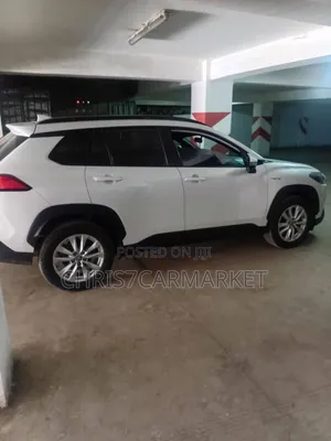 Toyota Corolla Cross Hybrid S AWD 2024 White