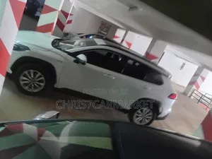 Toyota Corolla Cross Hybrid S AWD 2024 White