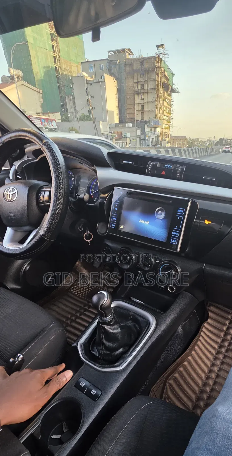 Toyota Hilux 2018 Gray