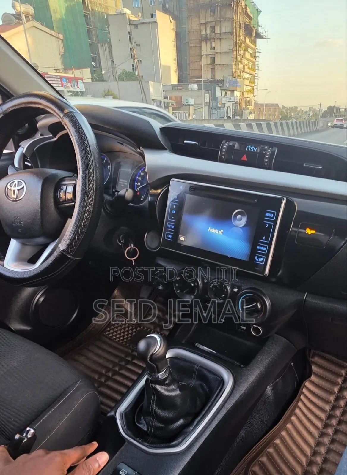 Toyota Hilux 2018 Brown