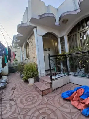 Furnished 4bdrm House in Bole for sale