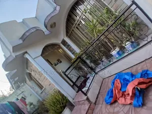 Furnished 4bdrm House in Bole for sale