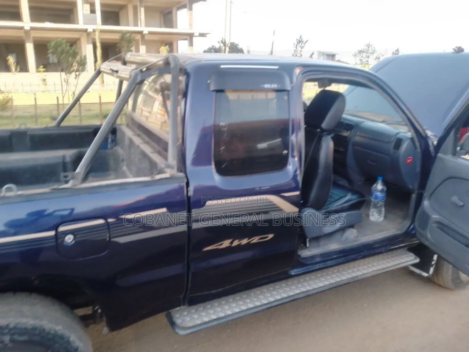 Toyota Hilux 1999 Blue