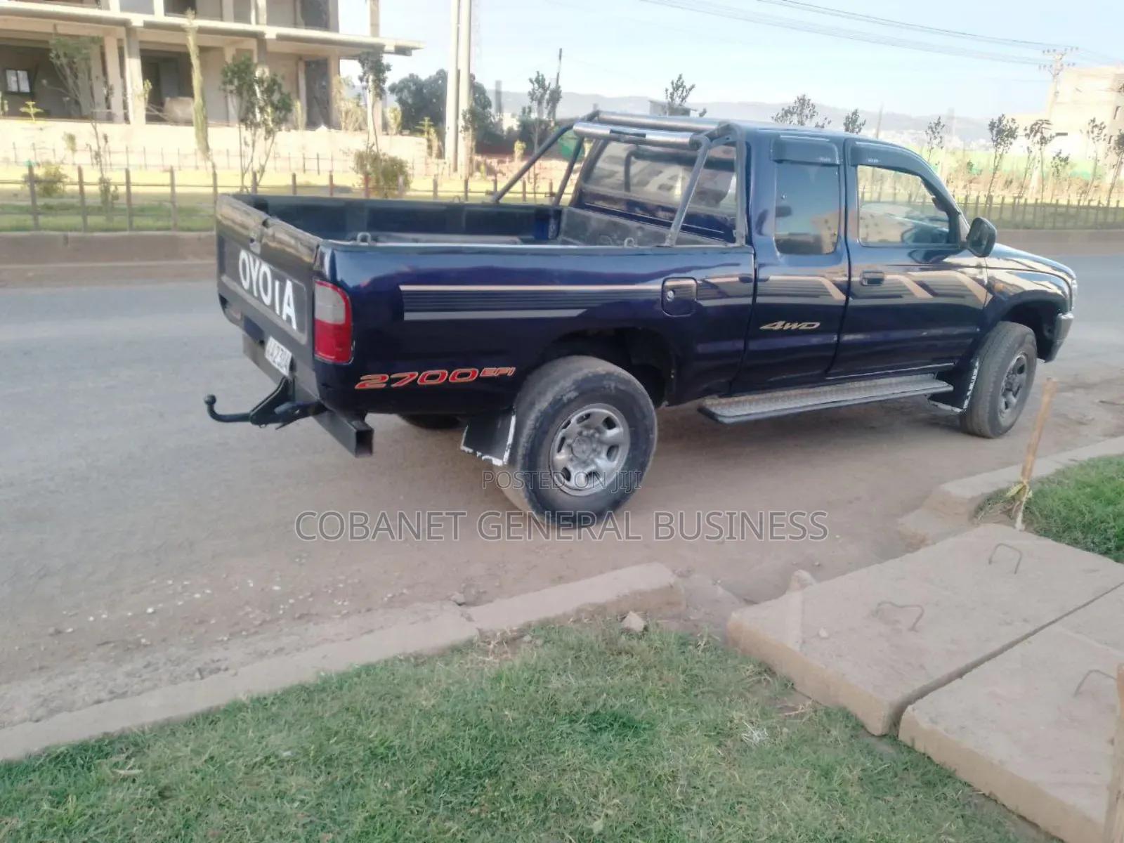 Toyota Hilux 1999 Blue