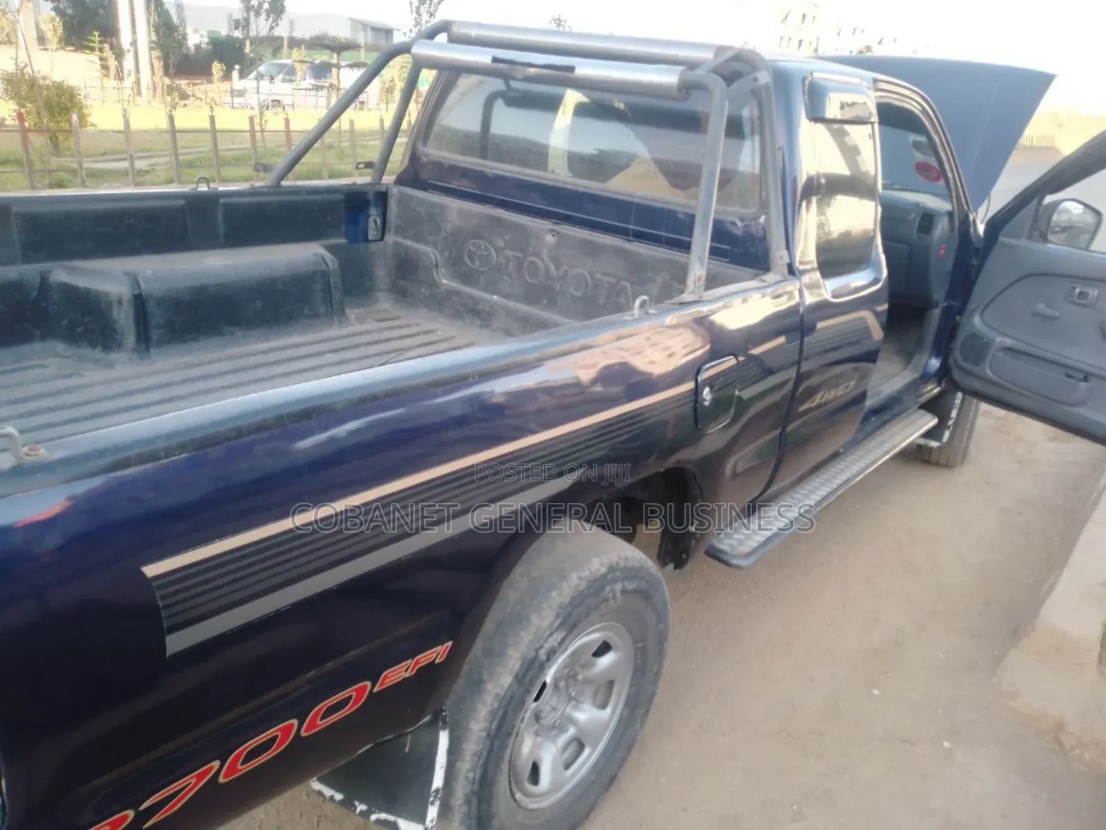 Toyota Hilux 1999 Blue